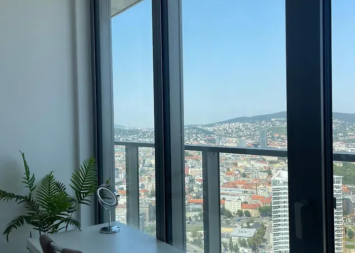 Exclusive In Eurovea Tower Apartament