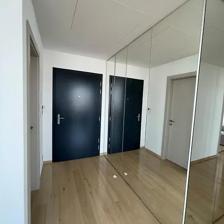 Exclusive In Eurovea Tower Μπρατισλάβα